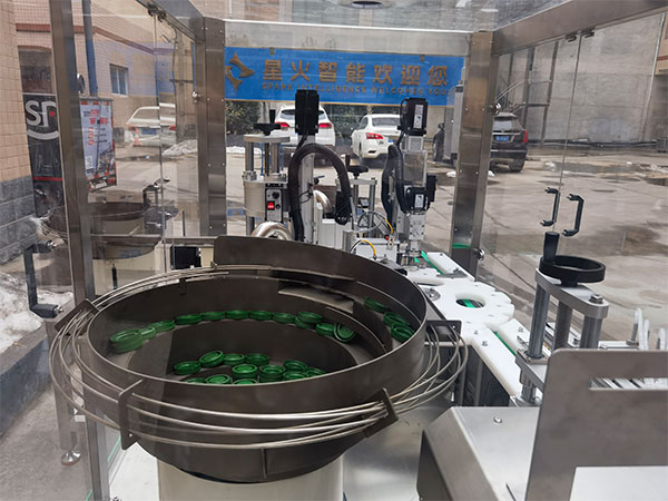 С����ͿҺ���װ��ˮ��