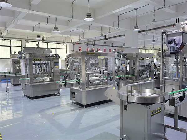 С����ͿҺ���װ��ˮ��